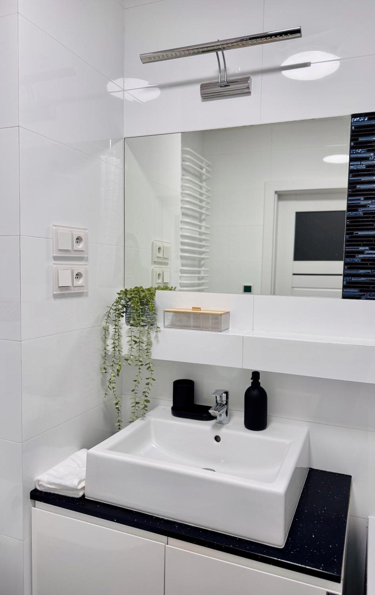 C- Home4U - Apartment With A City View Close To Aquapark, Parking In Secured Area Краков Экстерьер фото